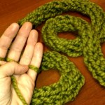 Regali di Natale originali con il finger knitting